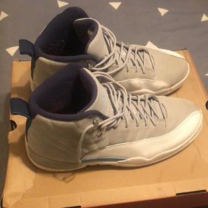 Air Jordan 12 Retro ‘university blue’